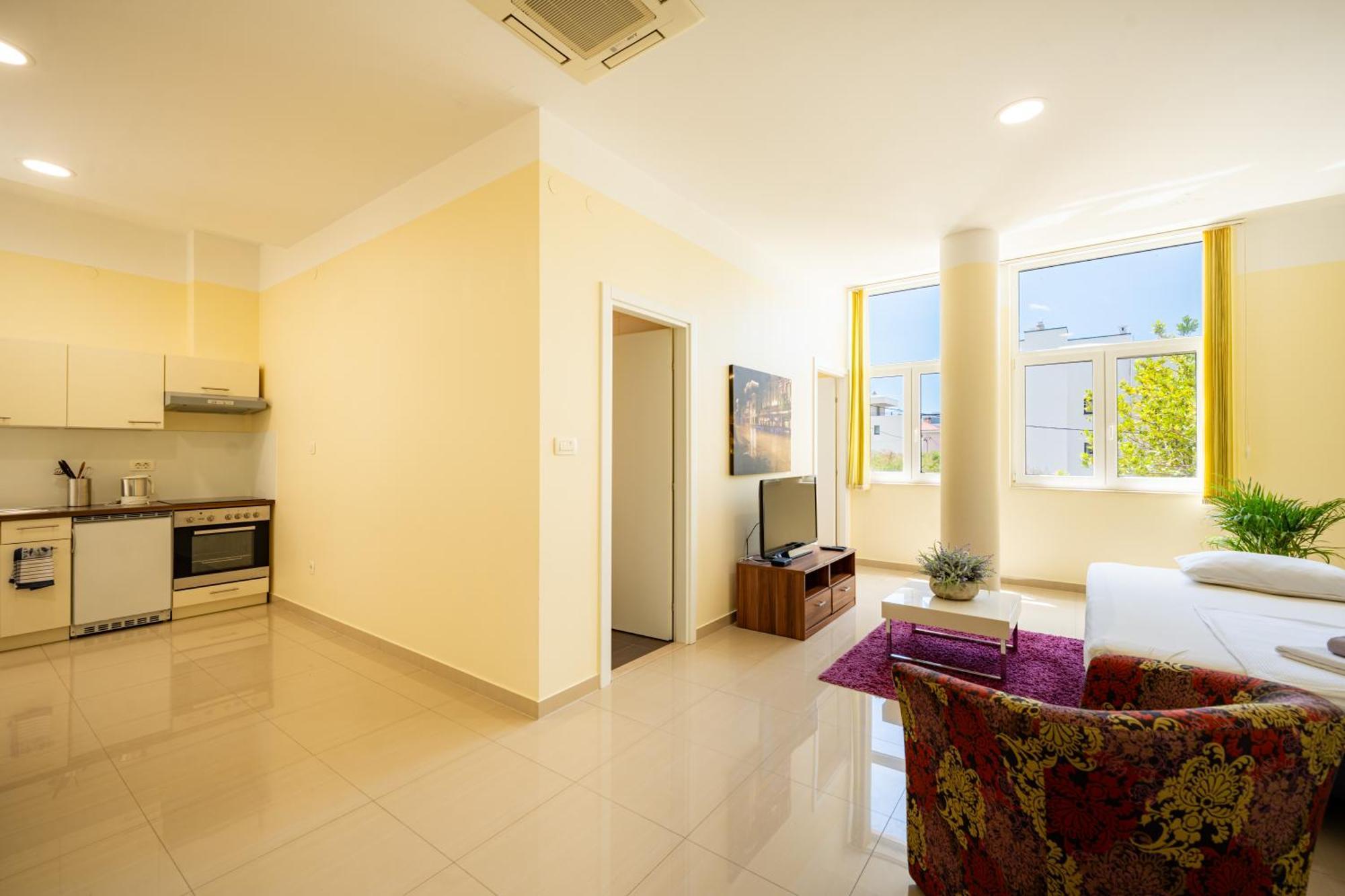 Apartments Villa Pjer Split