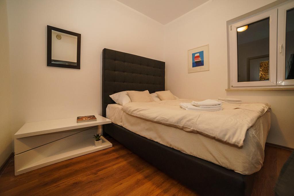 Alithia Apartment