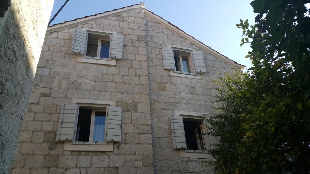 Koralj Apartment *