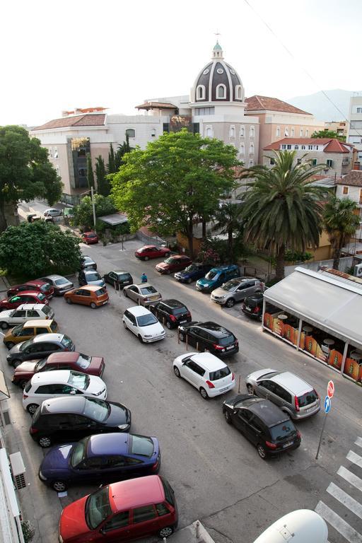 4 You In Split