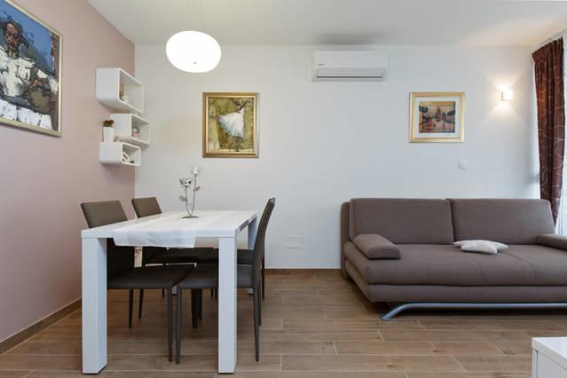 Apartment Luce