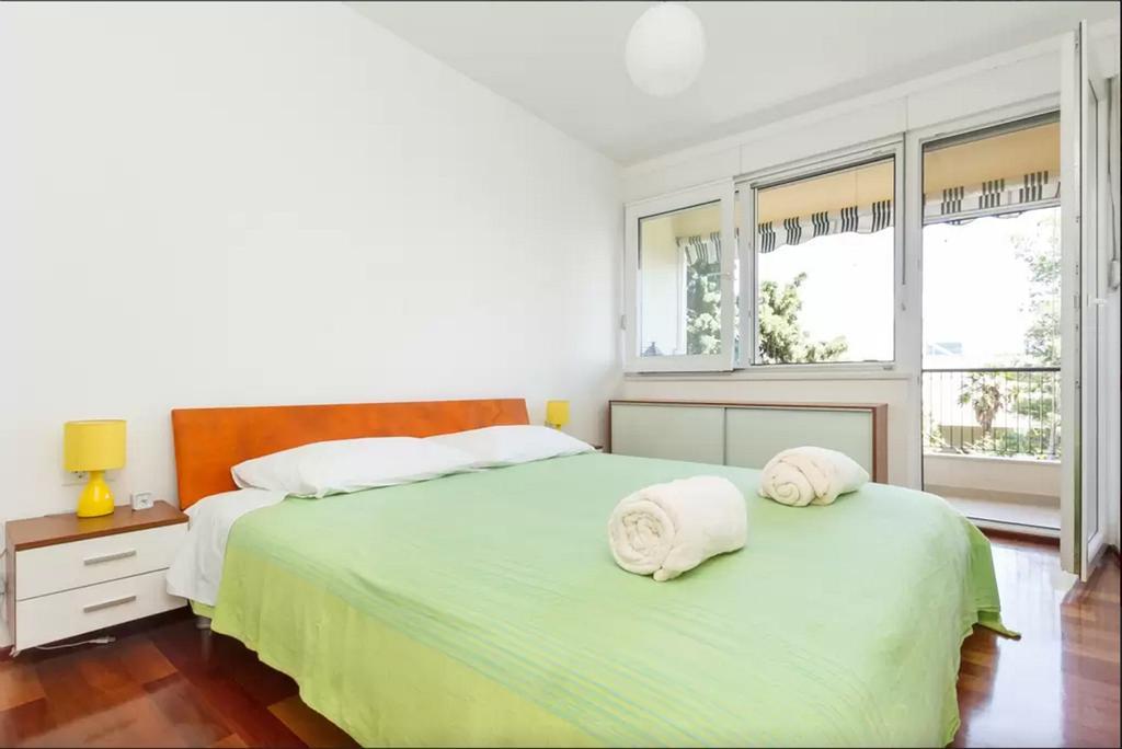 Put Meja Apartamento Split