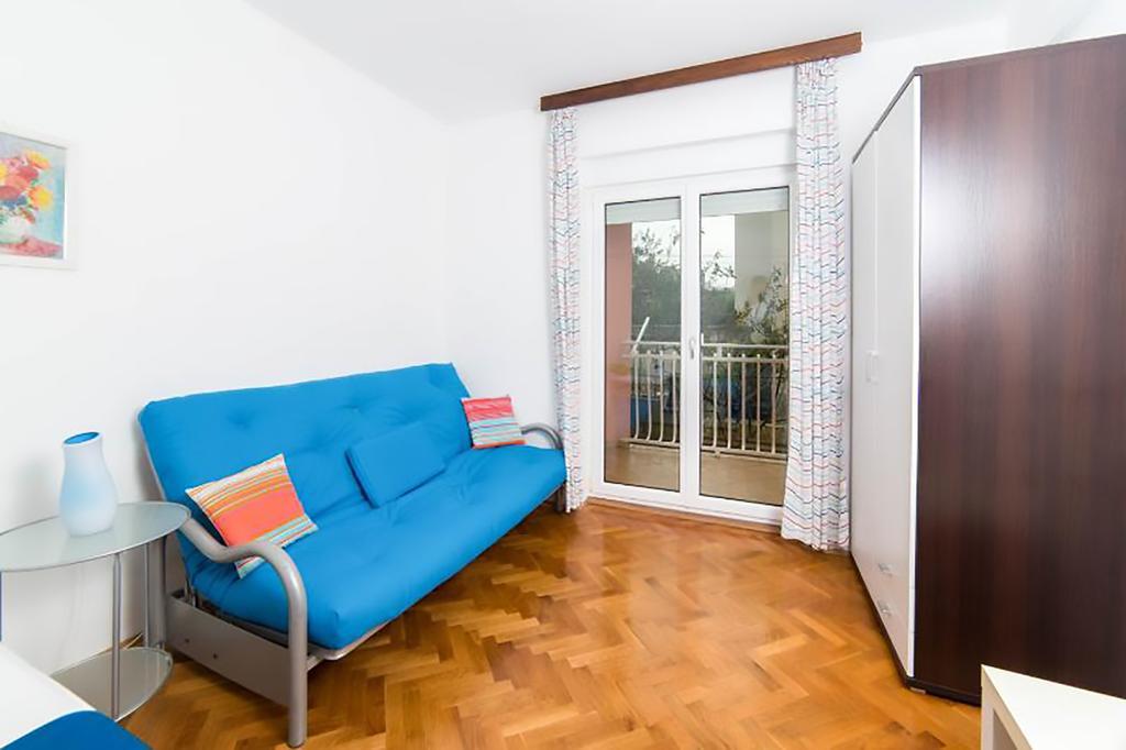 Poolside Paradise - A Hidden Gem In Split Apartamento *