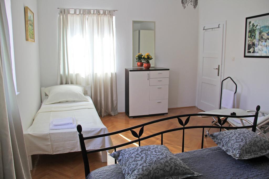Spiro Apartment Split