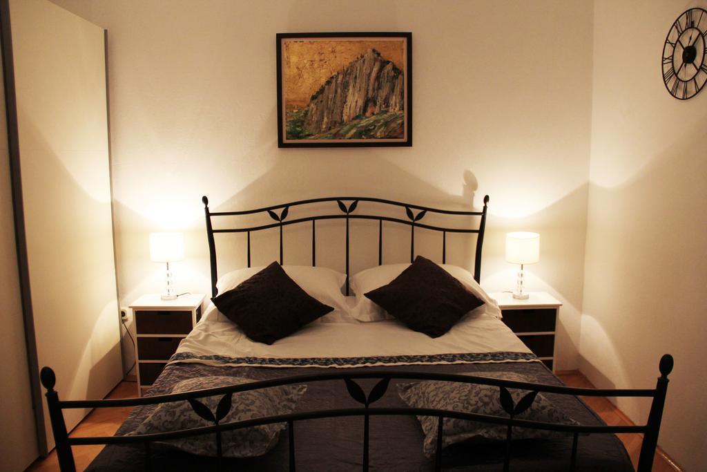 Spiro Apartment *