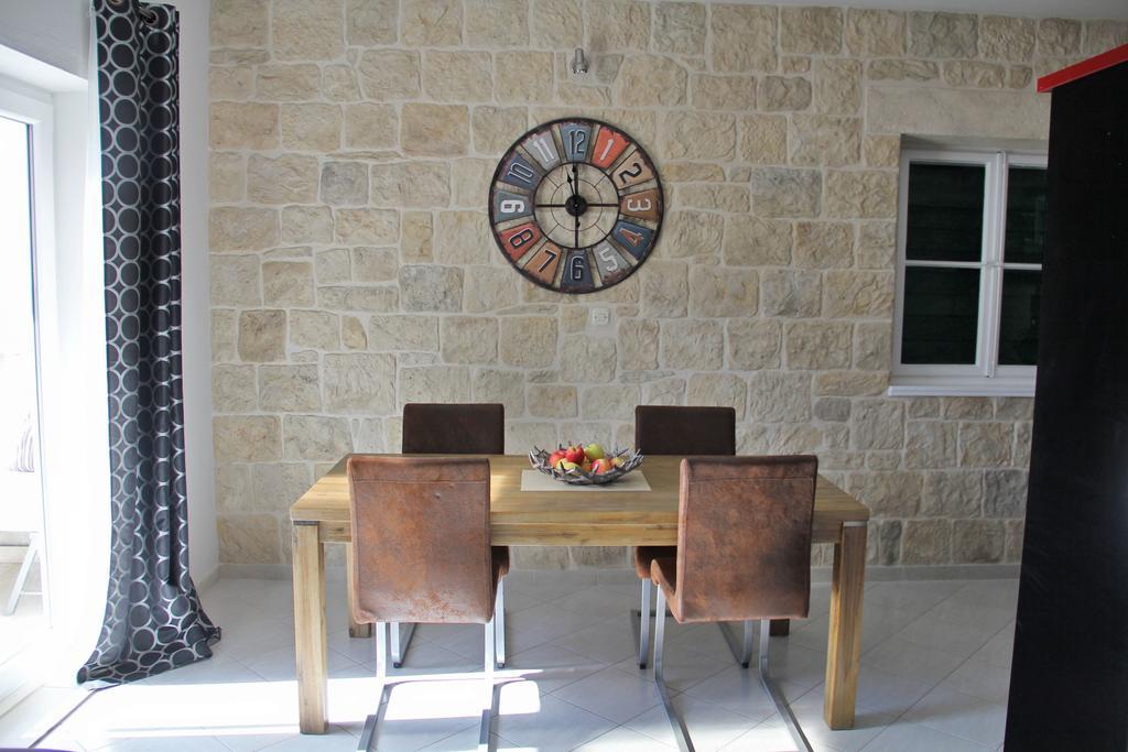 Apartment Spiro Split