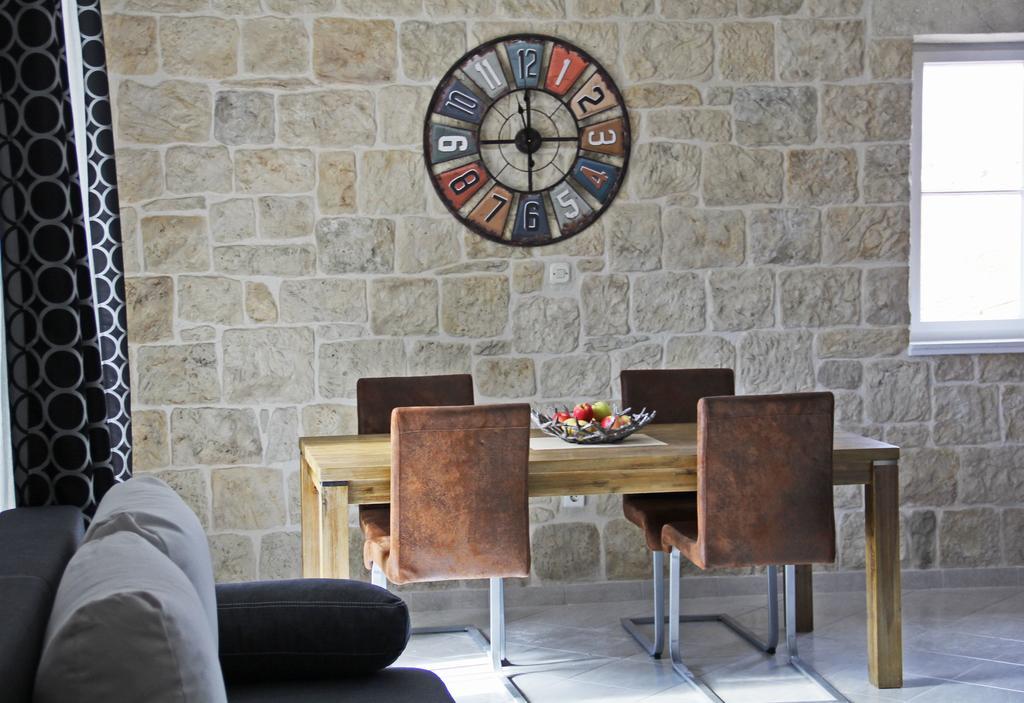 Spiro Apartment *