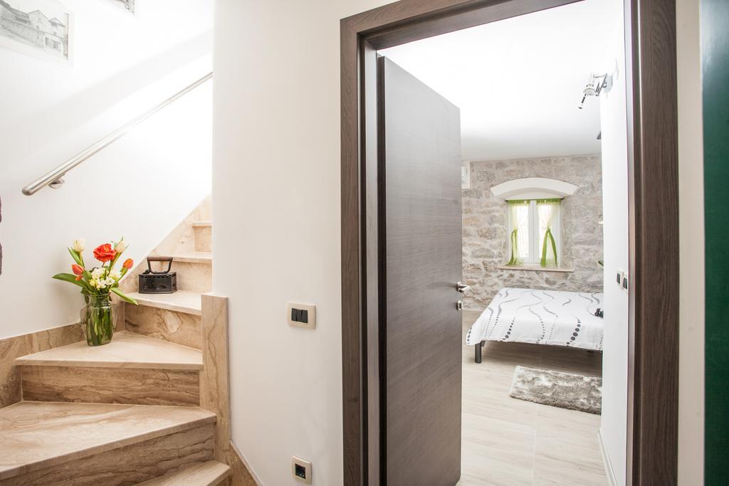 Apartment Apartments & Room Kartolina *