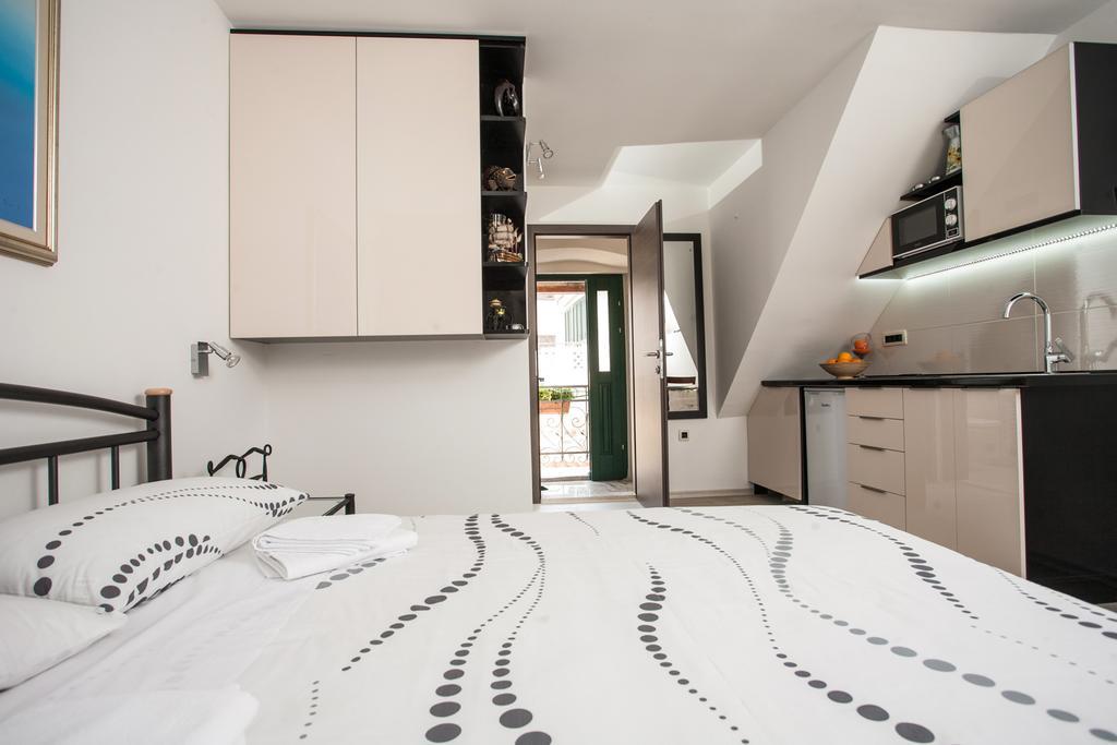 Apartments & Room Kartolina * Split