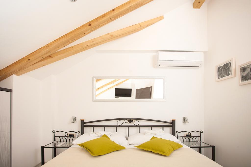 Apartments & Room Kartolina Apartment *