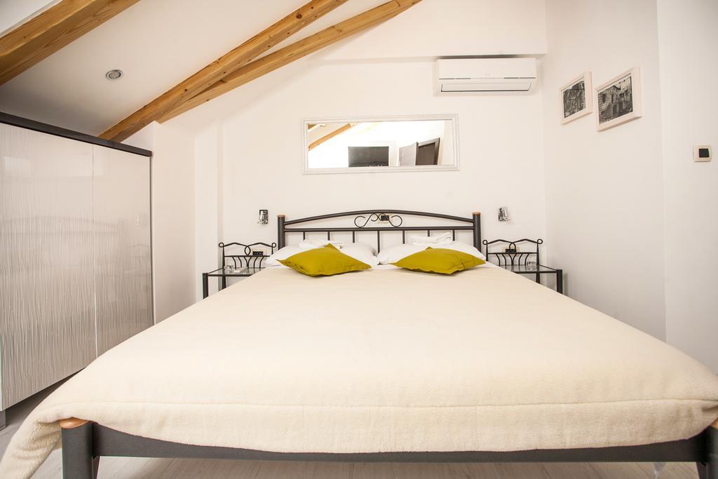 Apartments & Room Kartolina Apartment *