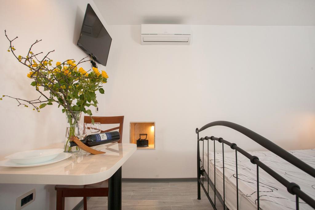 Apartments & Room Kartolina Split