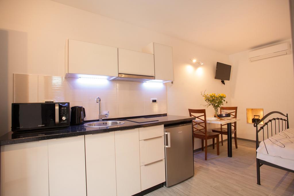 Apartments & Room Kartolina Apartment