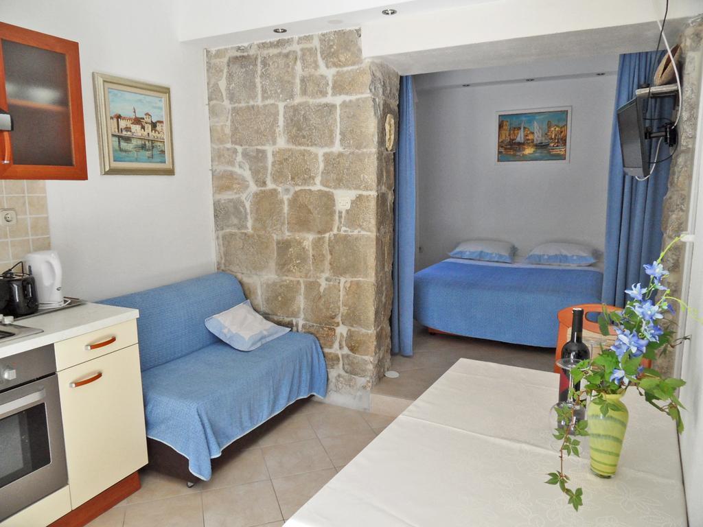 Spiro Apartment Split