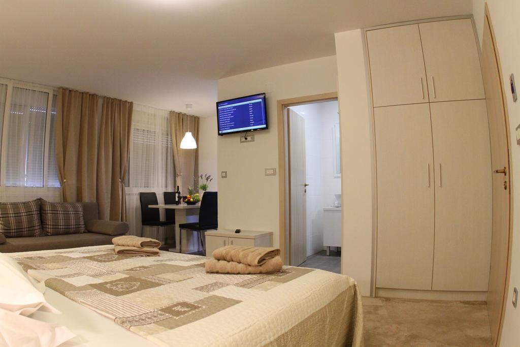 Apartment Studio Mirakul Split