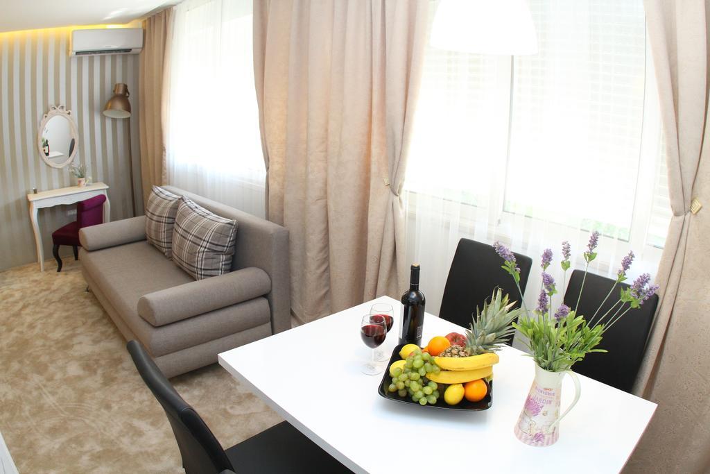 Studio Mirakul Apartment *