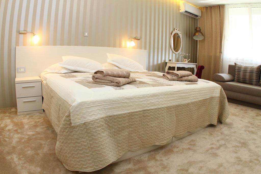 Apartment Studio Mirakul