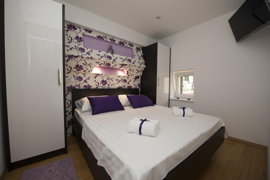 Annya Apartment Split