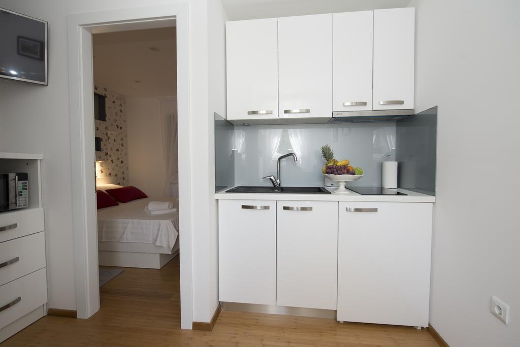 Annya Apartment