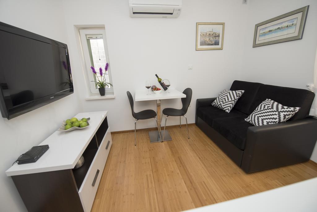 Annya Apartment *