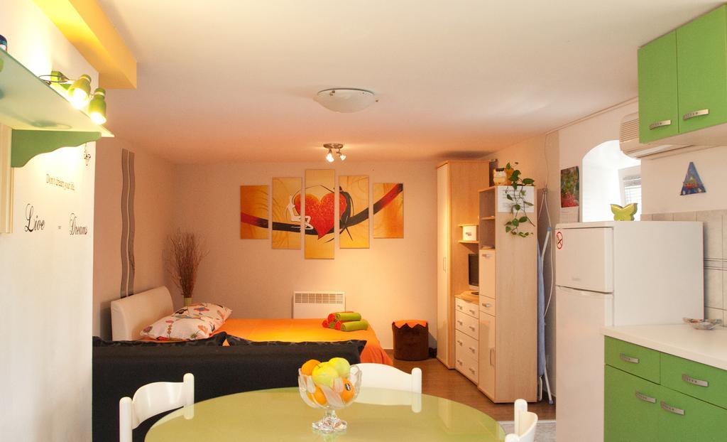 Apartamento Paradise With Big Sunny Terrace In The Old Town, Few Meters From The Sea & Riva Promenade Split