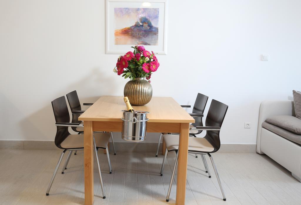 Apartment Kamelija Split
