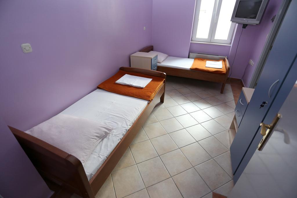 Vila Mikica Hostel