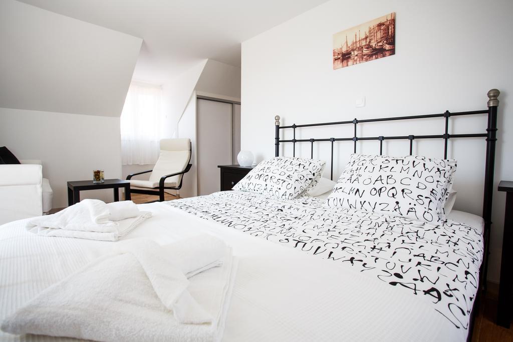 Neva Old Town Apartman Split