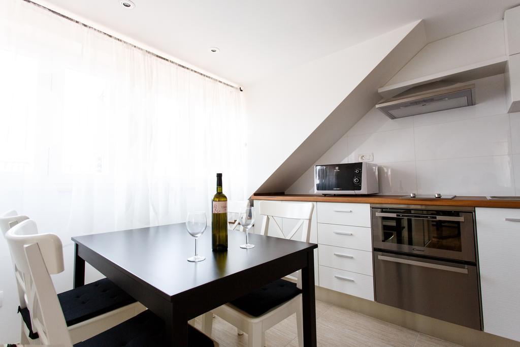 Neva Old Town Apartman