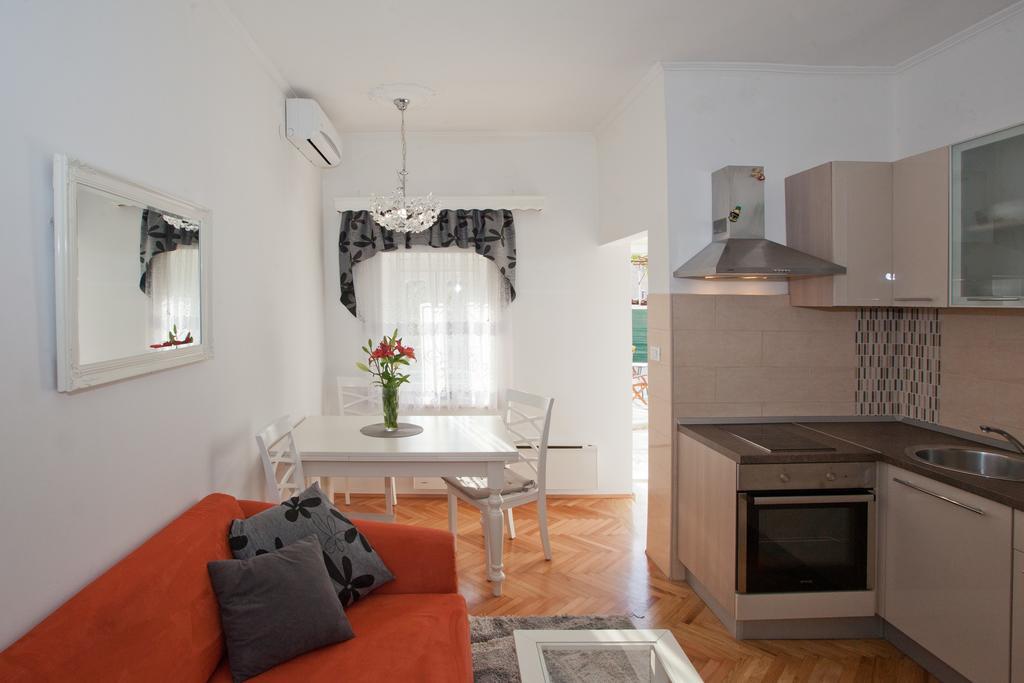 Apartment Dupline