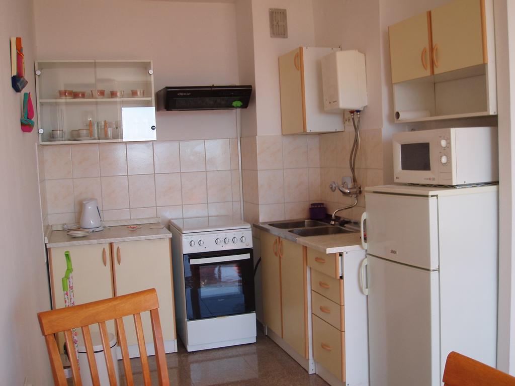 Vana Apartment