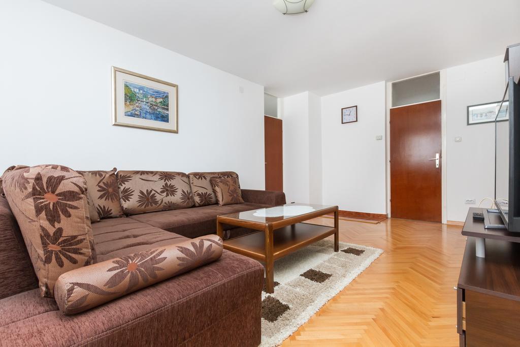 Apartment Comfortable *
