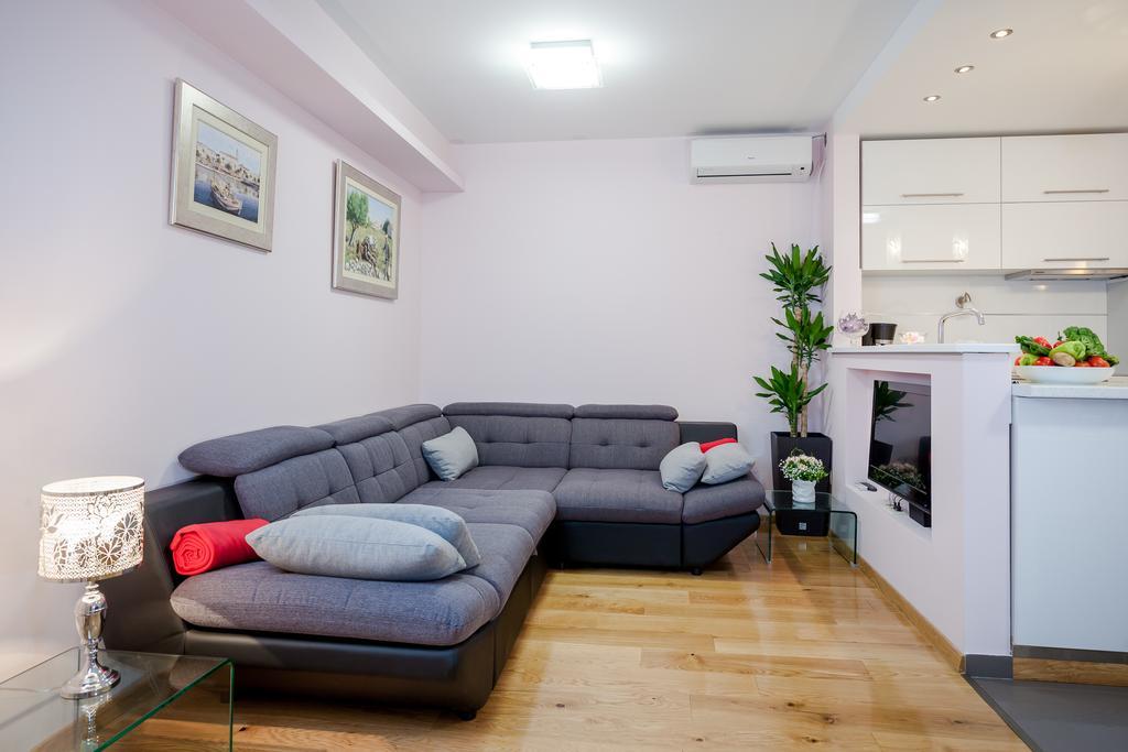 Apartment Medak Zrnovnica