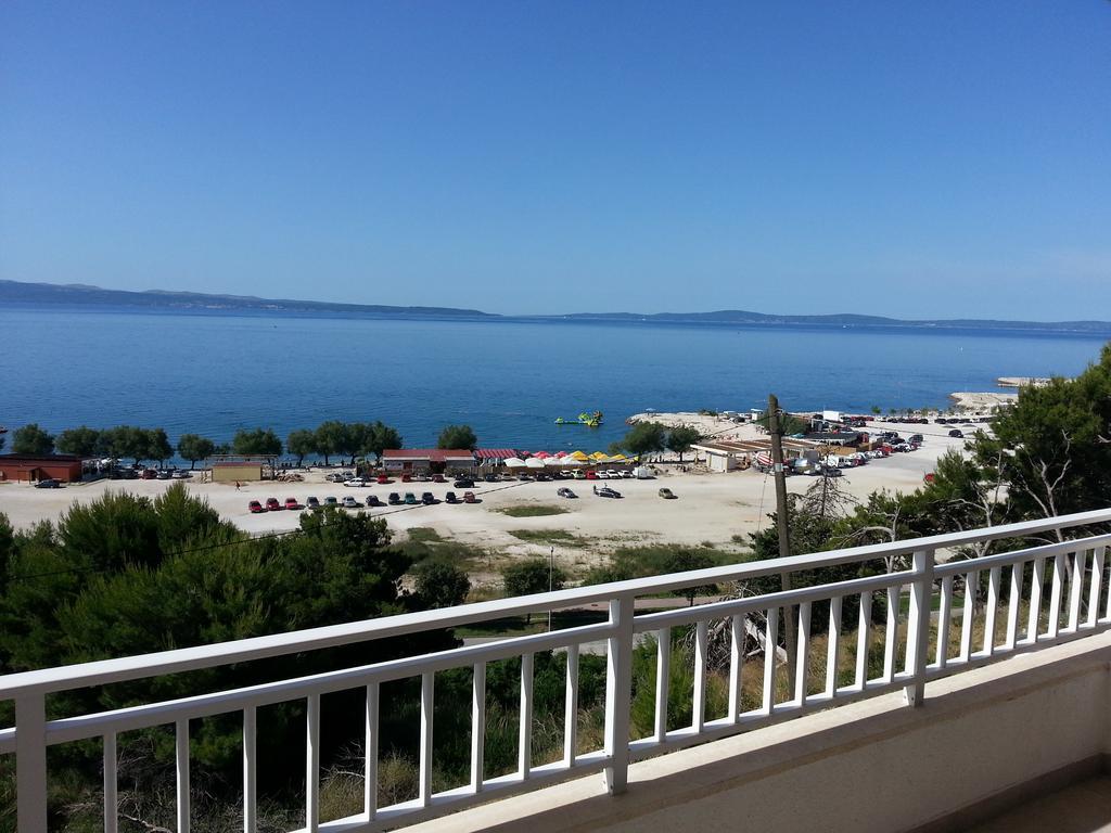 Beachside Znjan Apartman