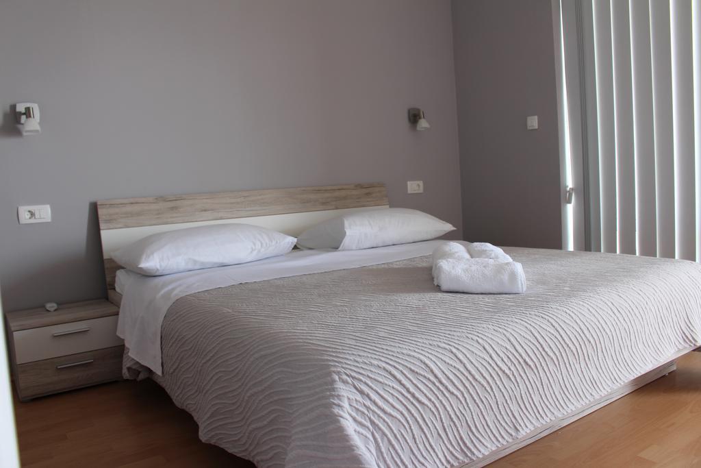 Beachside Znjan Apartman Split
