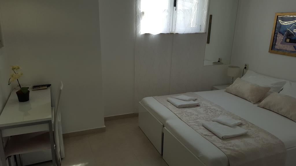 Valentino Gostinjska kuća 3*