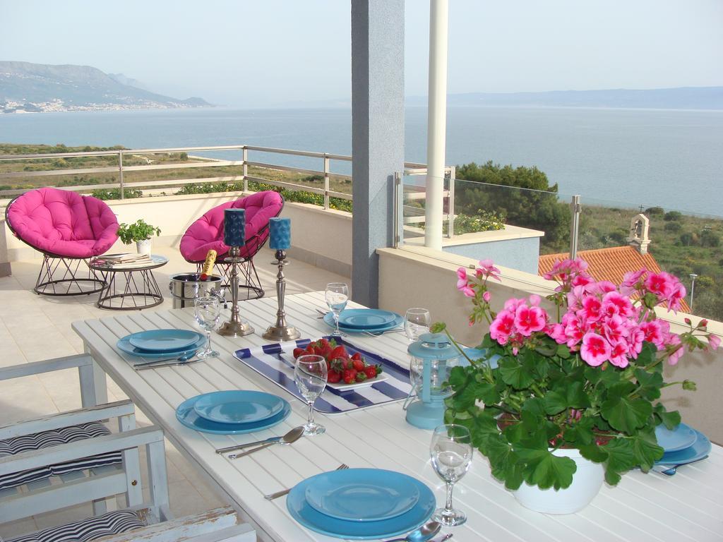 Apartment Kamelija *
