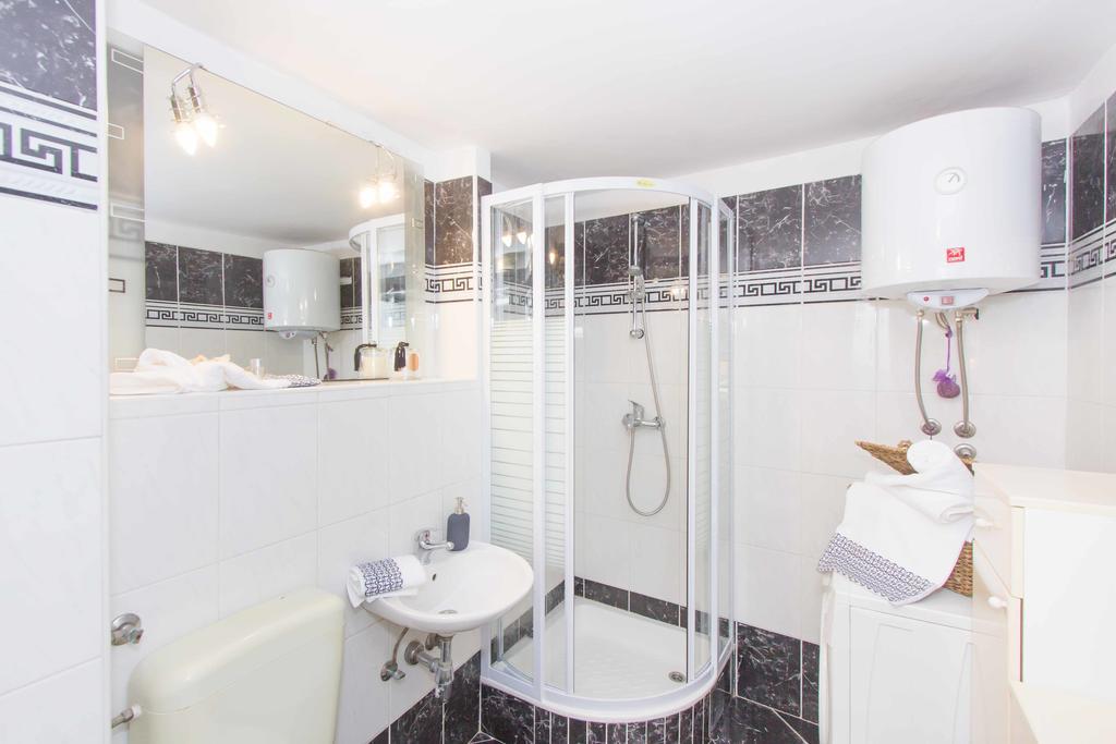 Red Valentino Appartement *