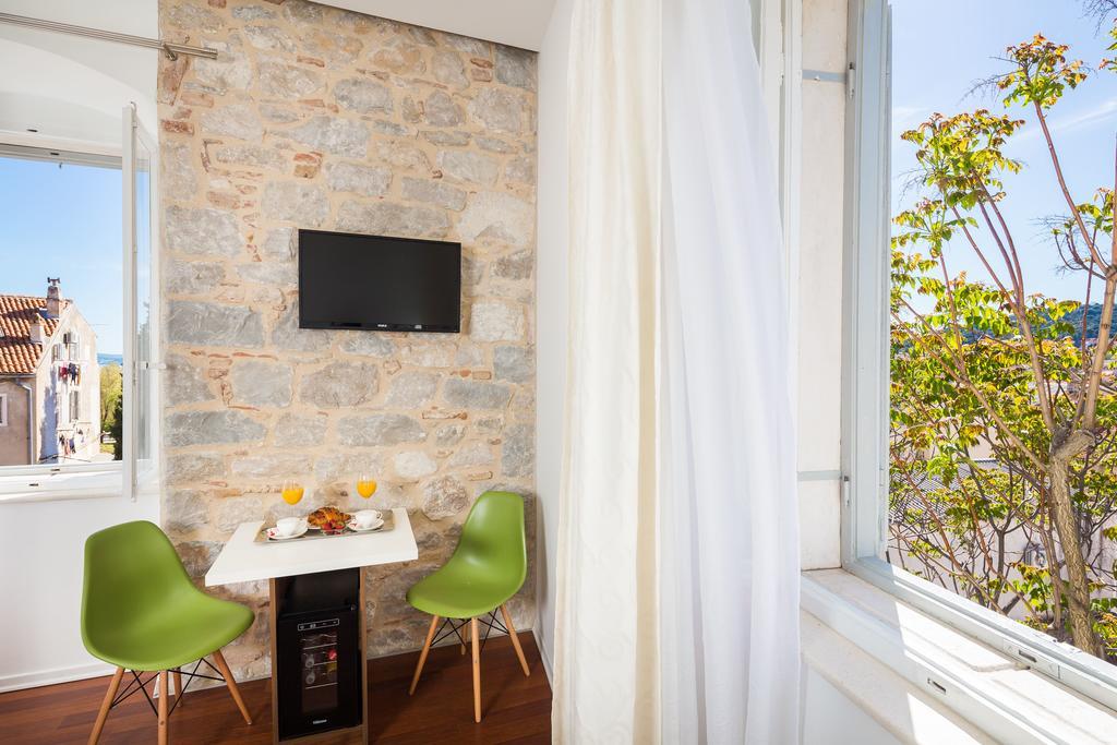 Supreme Guest house