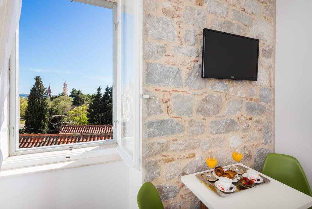 Supreme Guest house