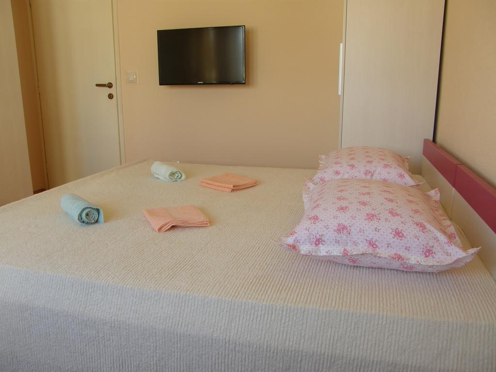 Neva Apartman *