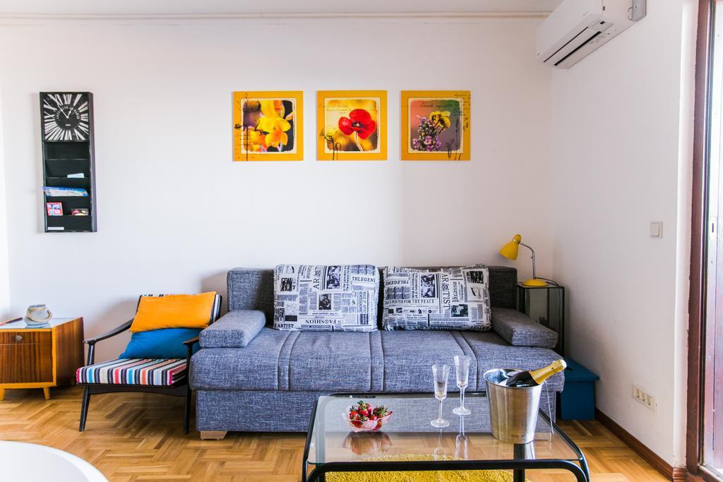 Grand View Apartment Split