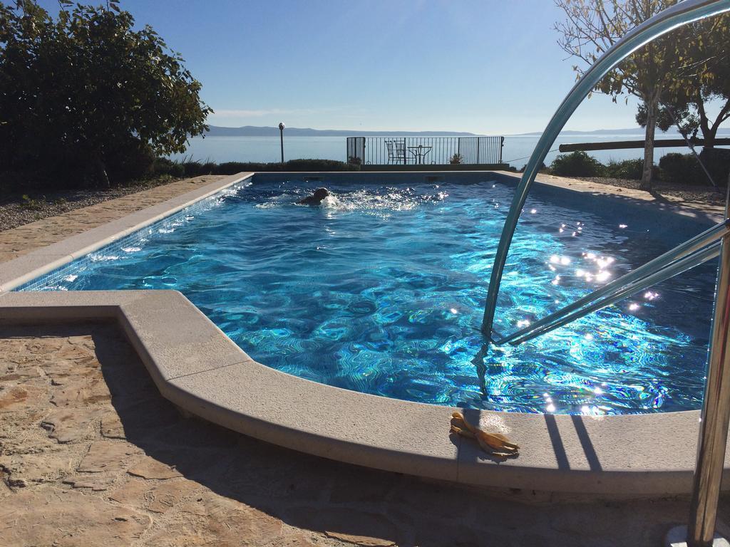 Holiday Oleja Split