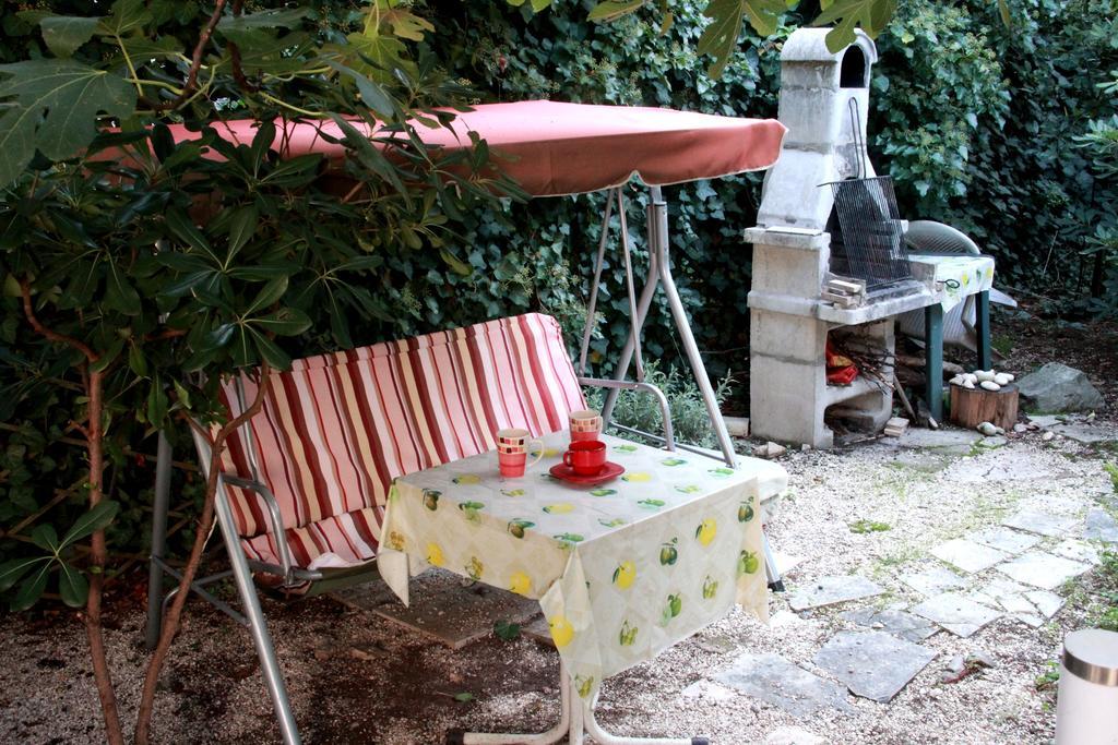 Guest house Guest House With Garden - Zuvan Split