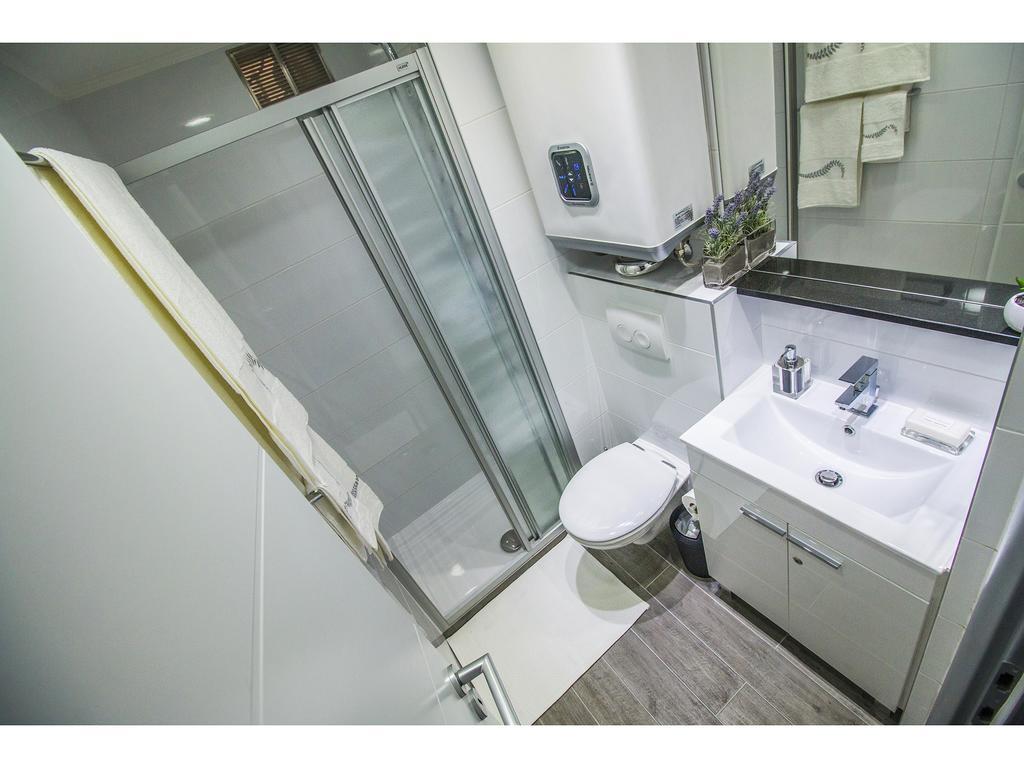 Marul Apartment