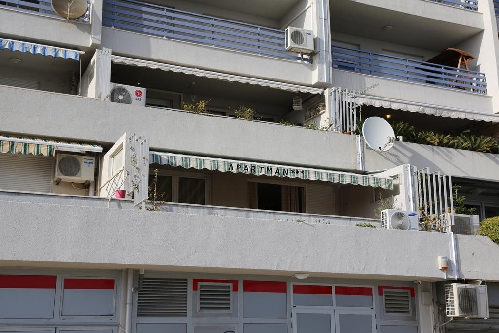 Apartment Velebitska Split