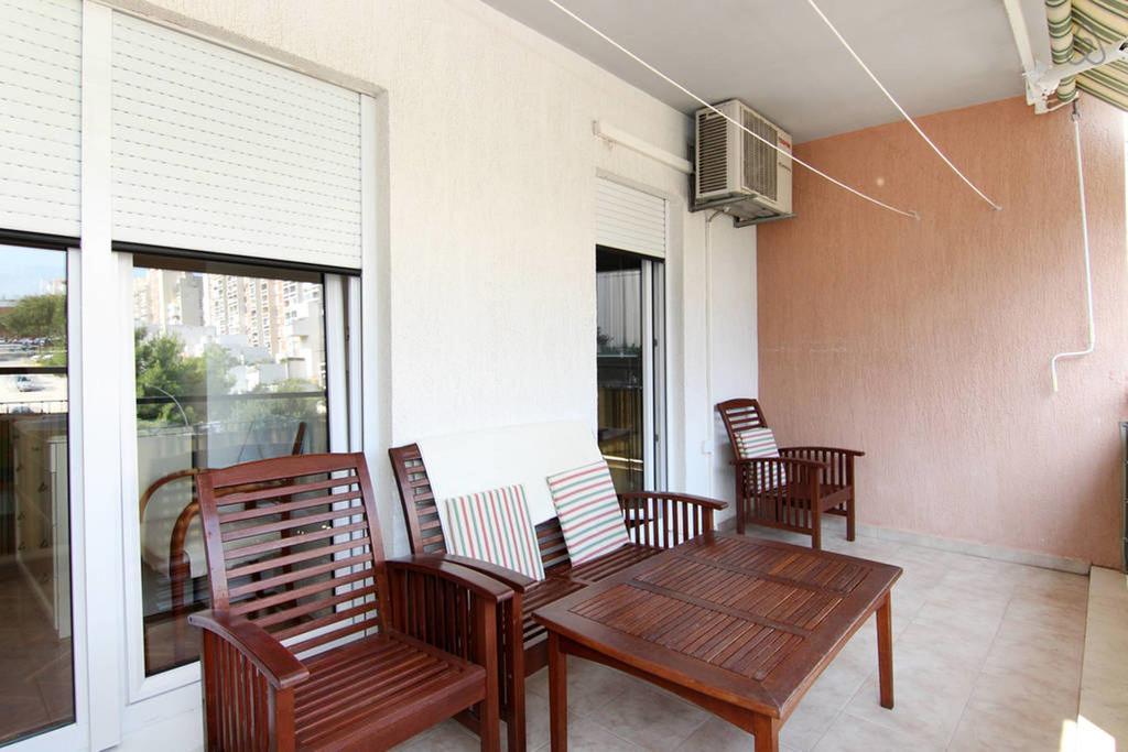 Apartment Happy Day Split