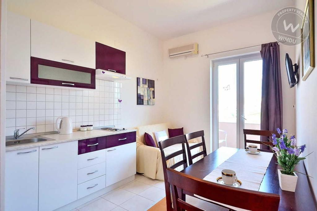 Roko Apartment