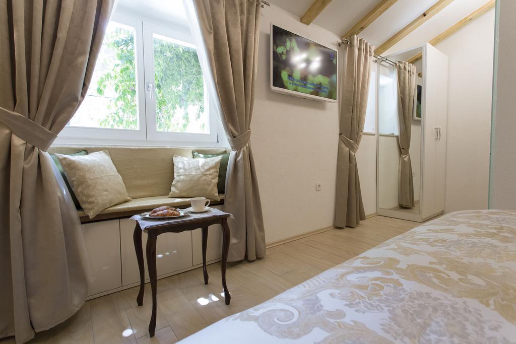 Summer Dream Studio