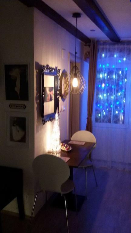Apartman Studio Rustica & Moderna *